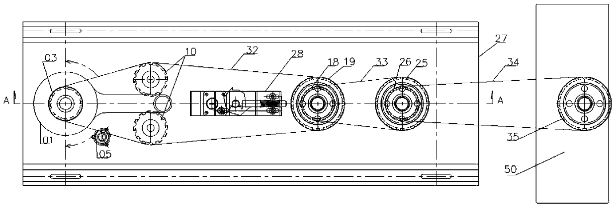 Synchronous driving mechanism of bottom frame of movable rack