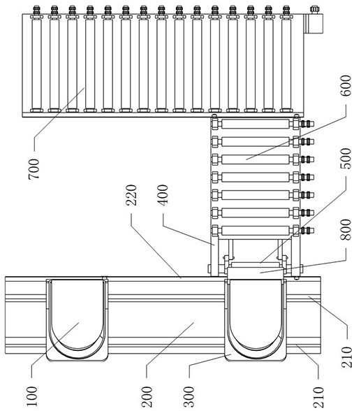 Toilet molding and demoulding device