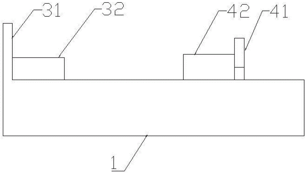 A position calibration device and calibration method for a light tube light bar