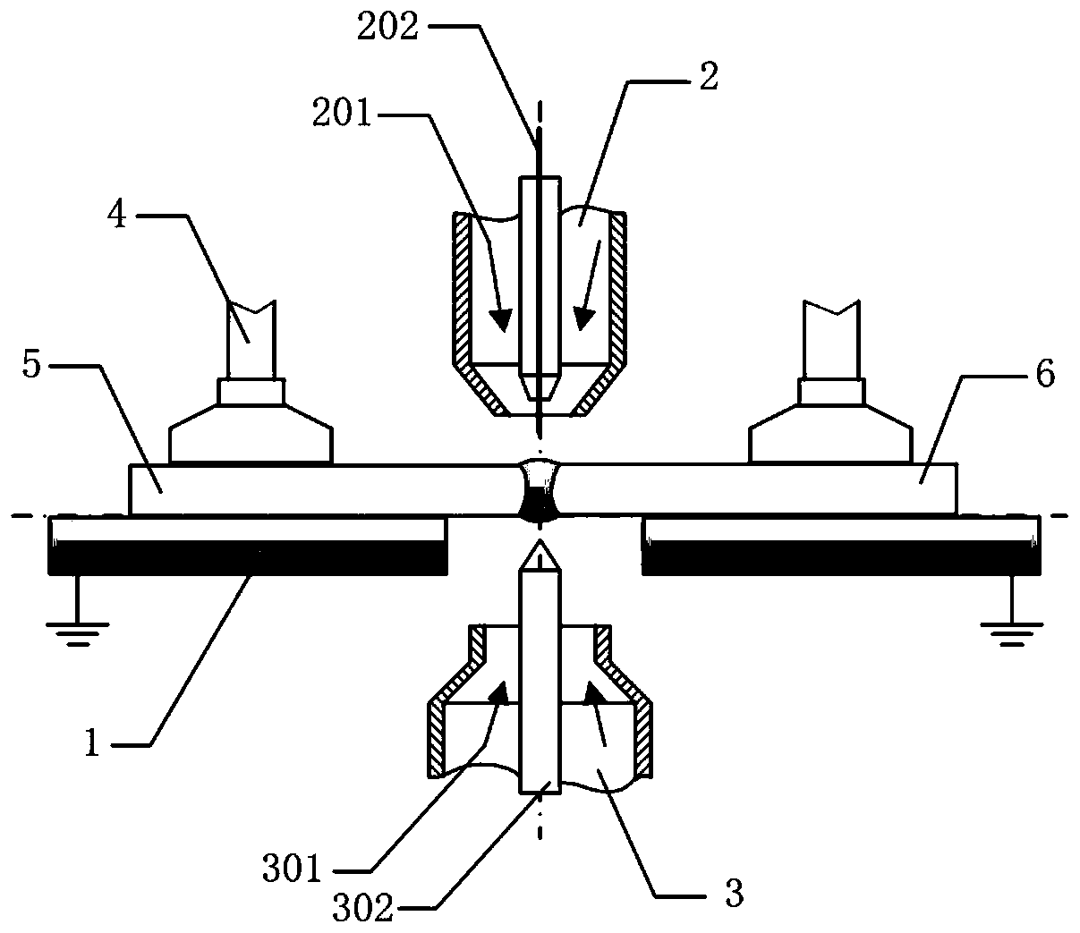 A kind of brazing method of titanium-steel plate butt joint with dual heat sources and low heat input