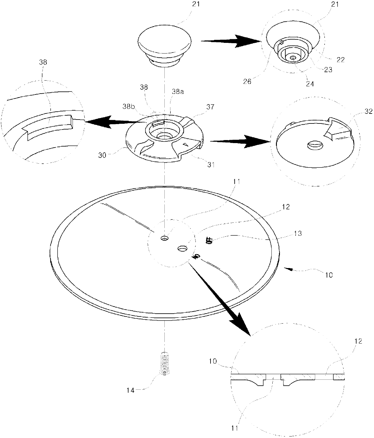 Cookware cover equipped with steam discharging device