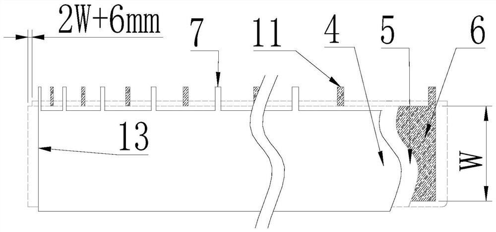 A roll-type lead-acid battery and its preparation method and application