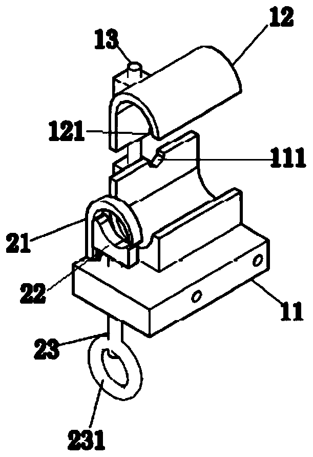 C-shaped wire clamp mounting tool and using method thereof