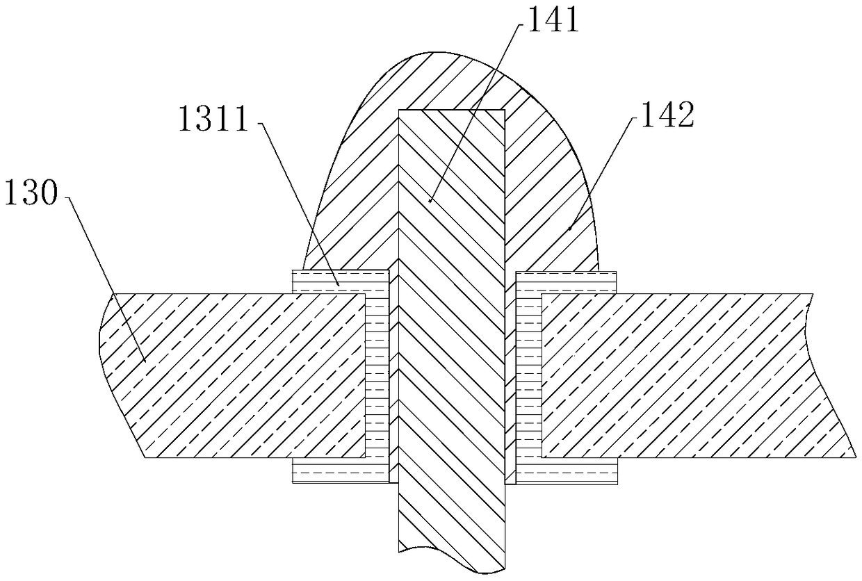 A flexible plate and an assembly system thereof meeting the industry standard