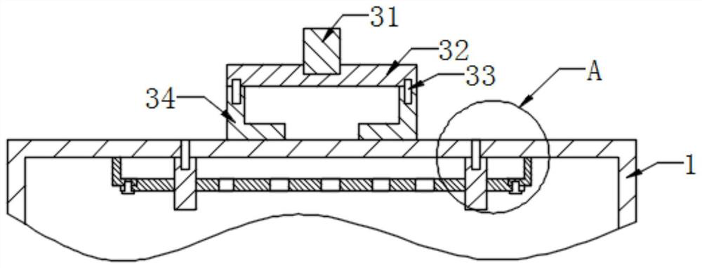 Convenient rotor oil injection structure of large-scale motor