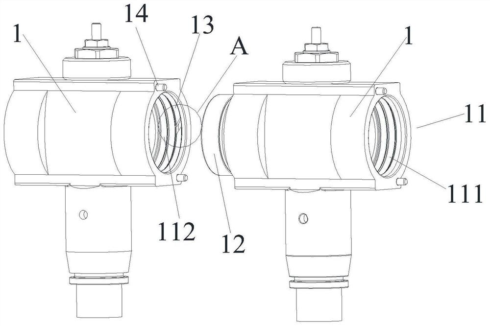 Hydraulic power transmission and distribution center capable of conveniently adjusting water outlet rate