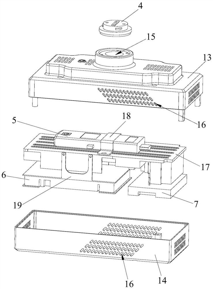 Unmanned aerial vehicle search and rescue device and search and rescue method thereof