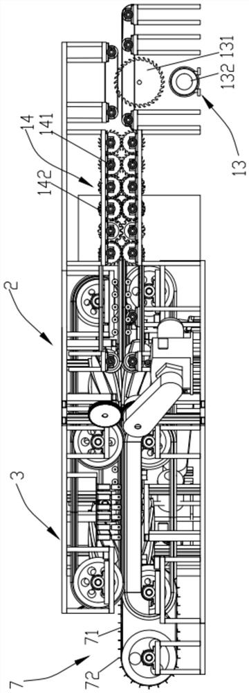 A fully automatic back-pull conveying type ramie two-way peeling machine