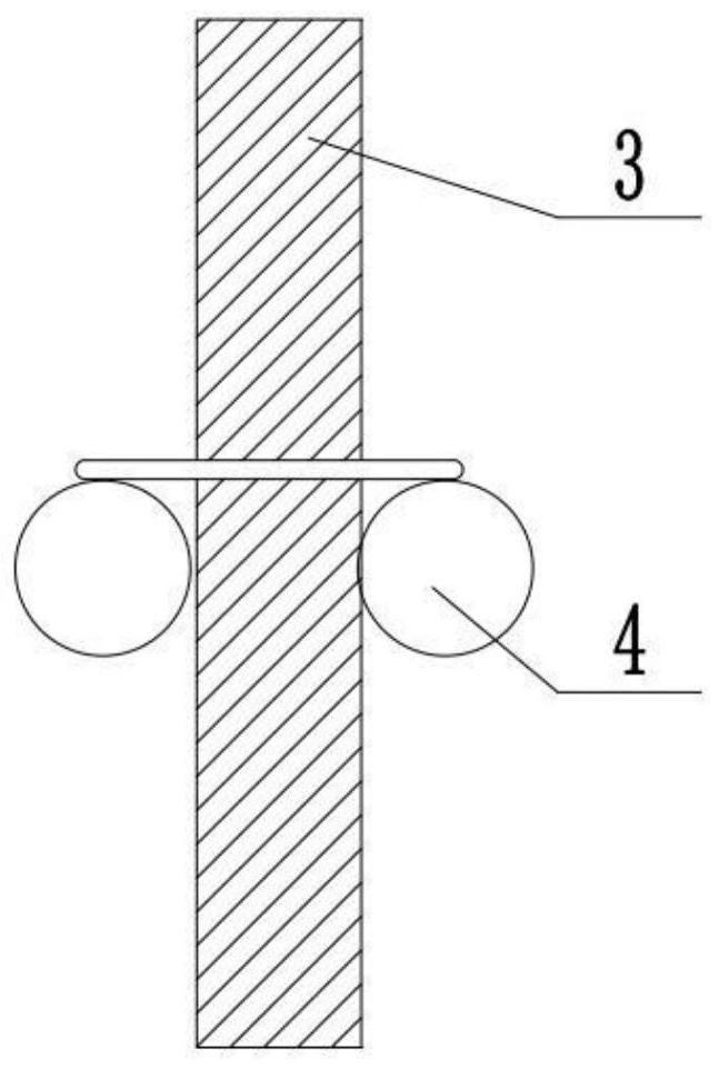 Unsymmetrical pressure resisting method of self-propelled long anchor bolt encircling locking foot for advance pipe shed and arch frame