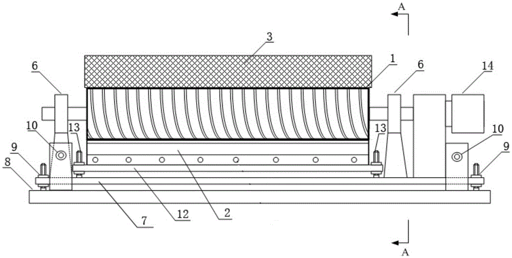 Vacuum belt dehydrator and its combined filter cloth scraper