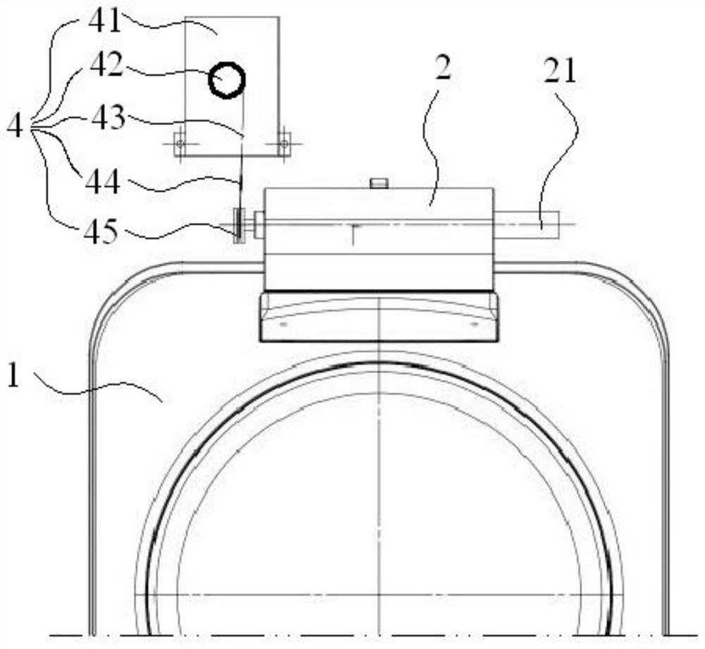 A pulsator washing machine capable of automatically opening the cover