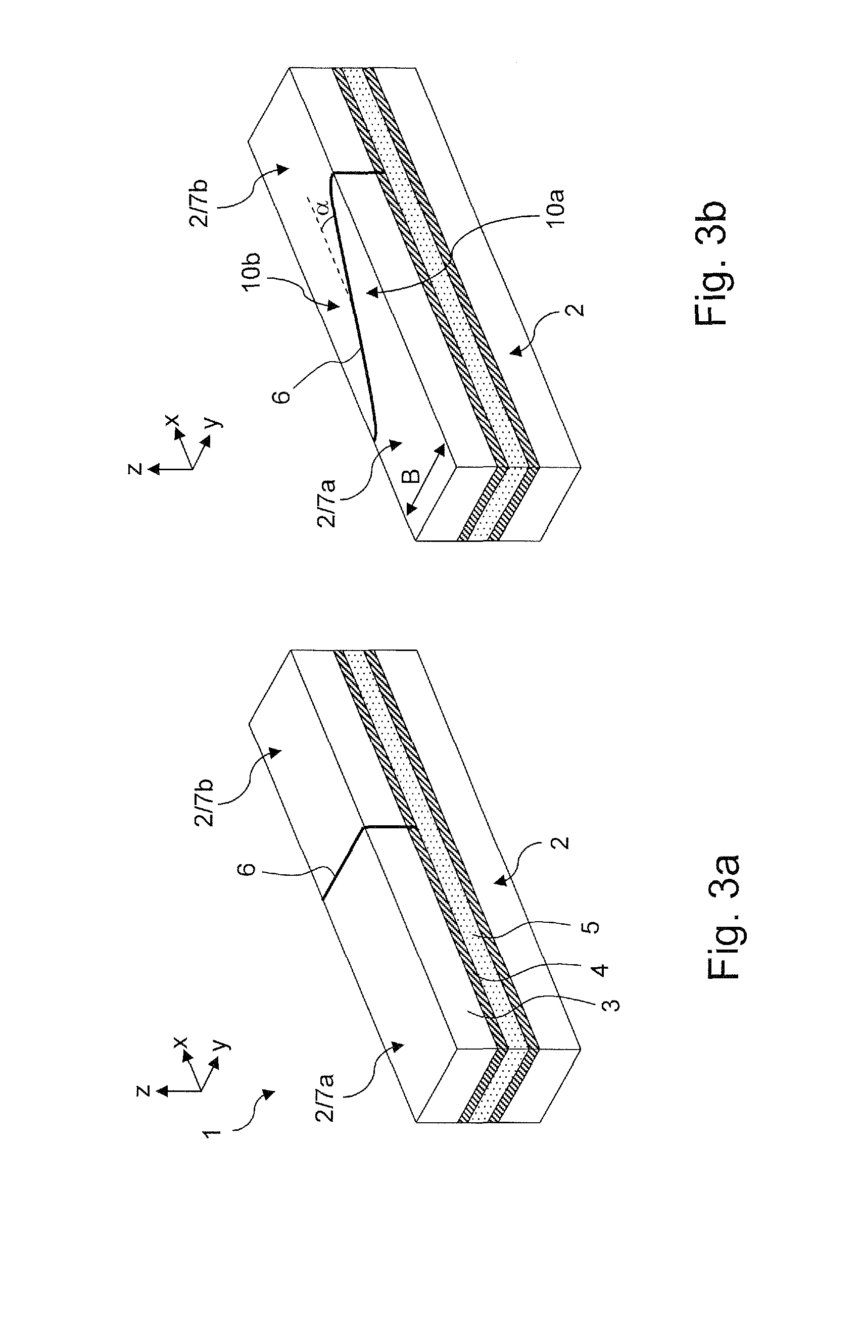 NMR Spectrometer comprising a superconducting magnetic coil having windings composed of a superconductor structure having strip pieces chained together