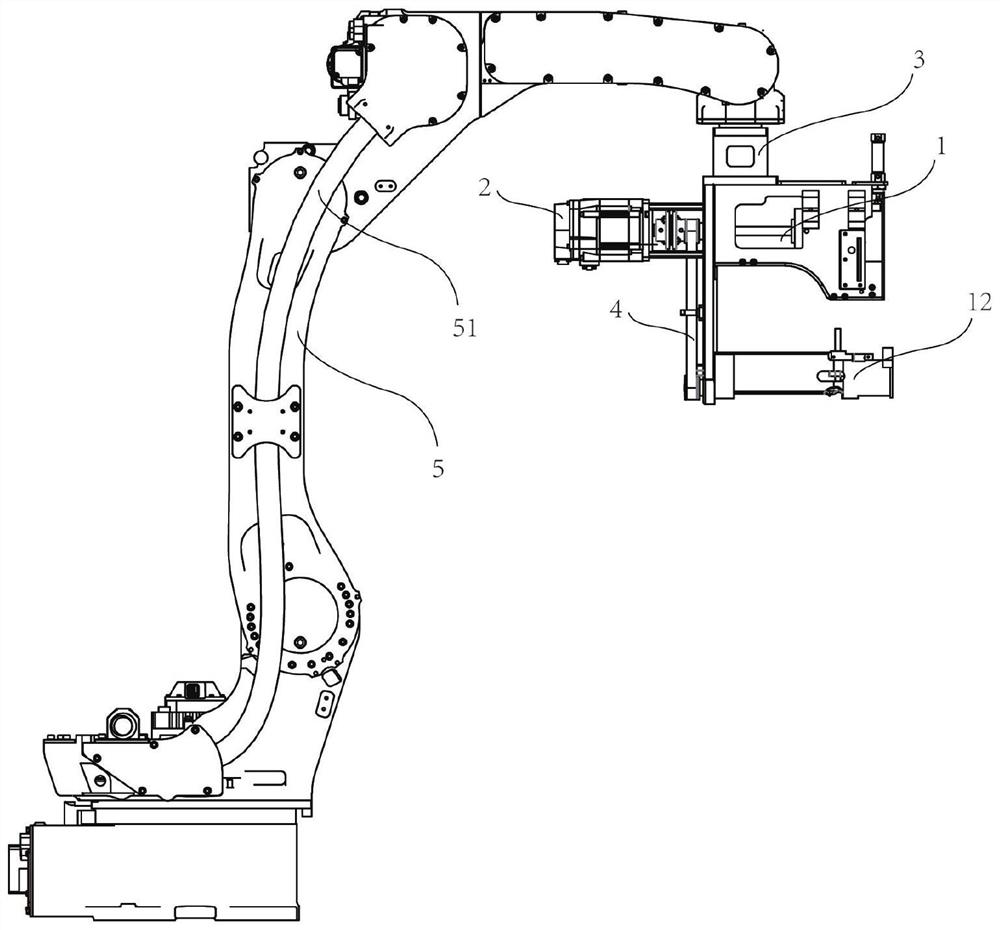 Sewing equipment and connecting piece thereof