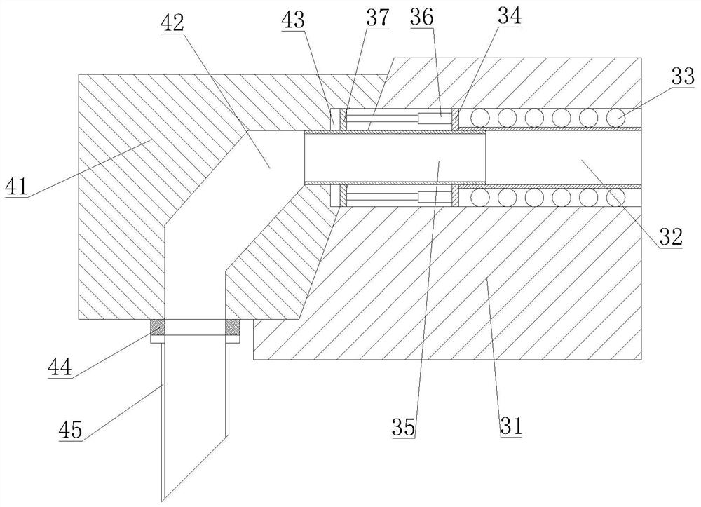 A liftable diversion device for liquid aluminum transport and method of using the same