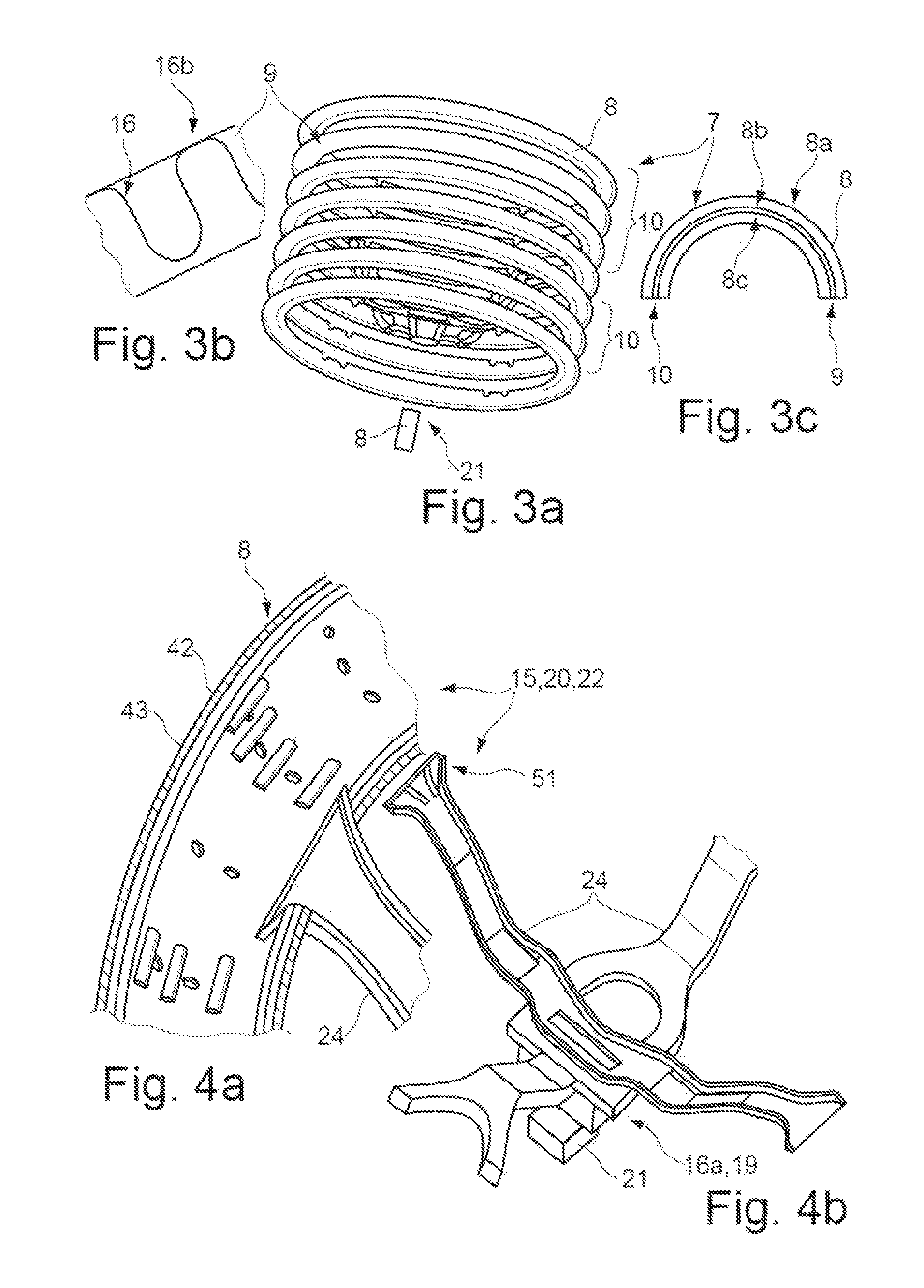 Heating and cooling device for handles, especially of steering mechanisms