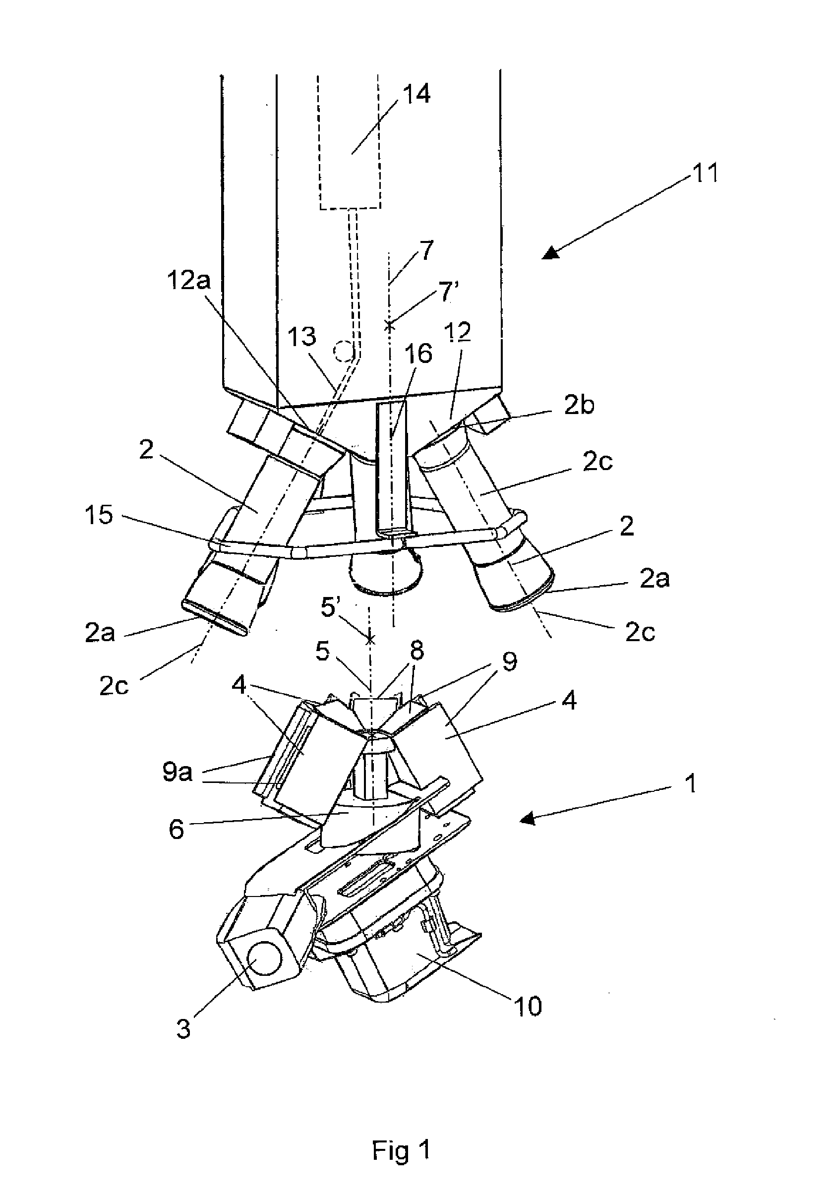 Teat cup handling device and a storing device for teat cups