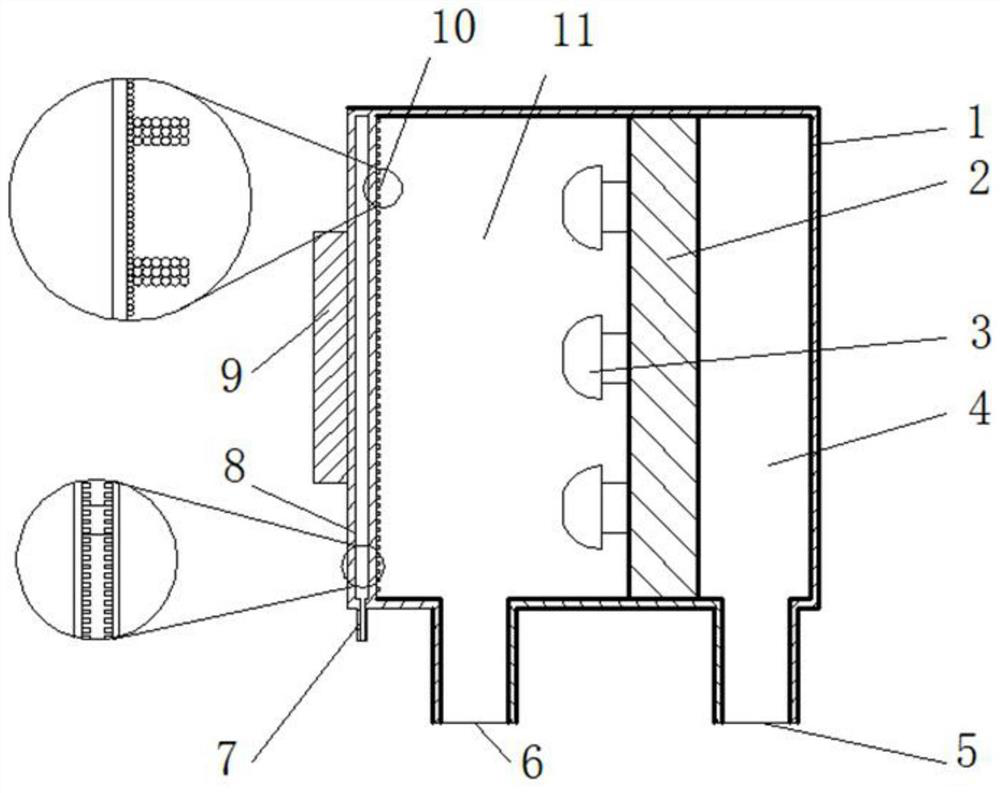 A spray cooling device combining steam chamber and composite microstructure