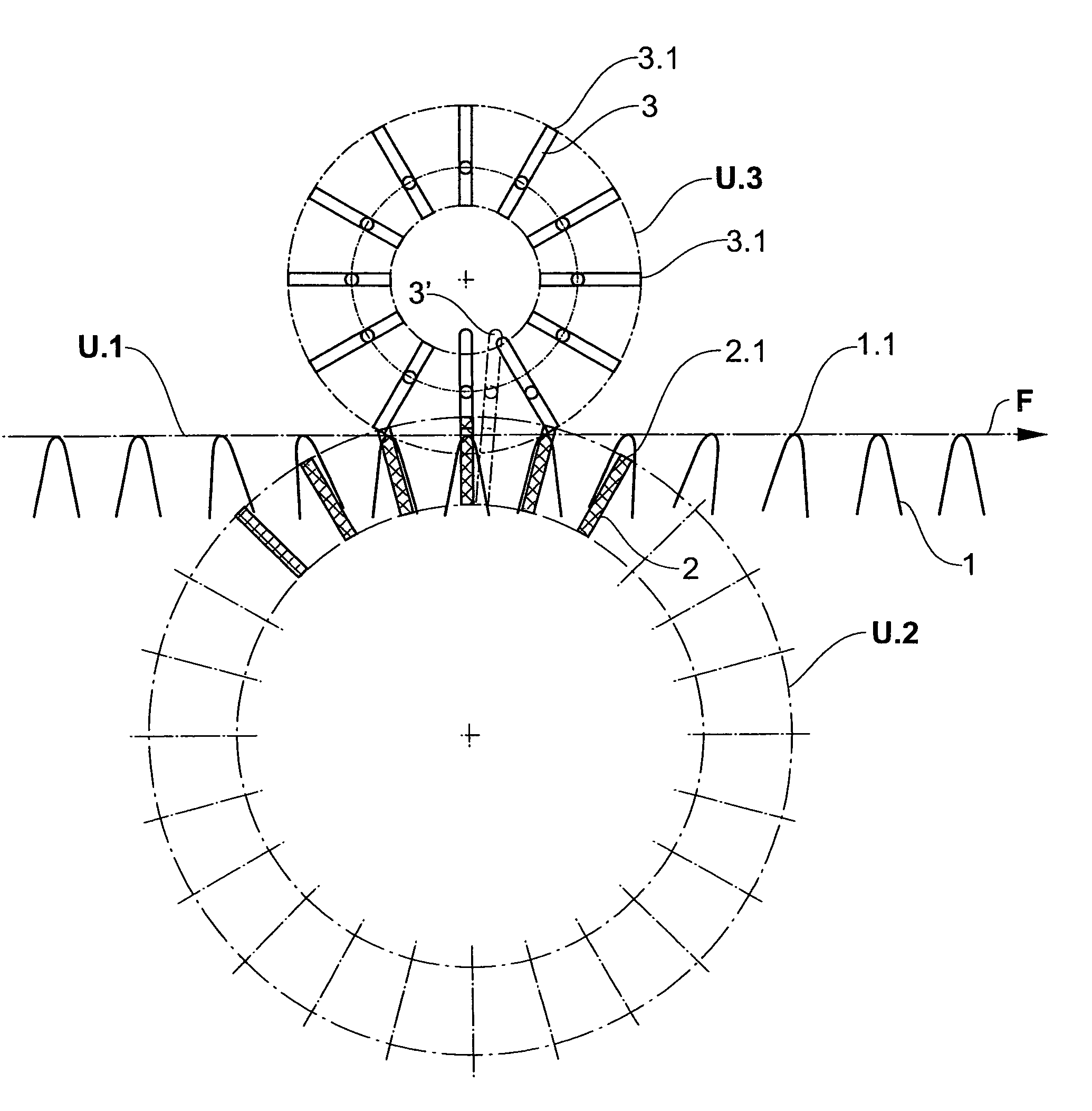 Method and installation for processing printed products during conveyance