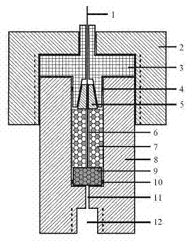 External pressure-balance type Ag/AgCl reference electrode and preparation method thereof