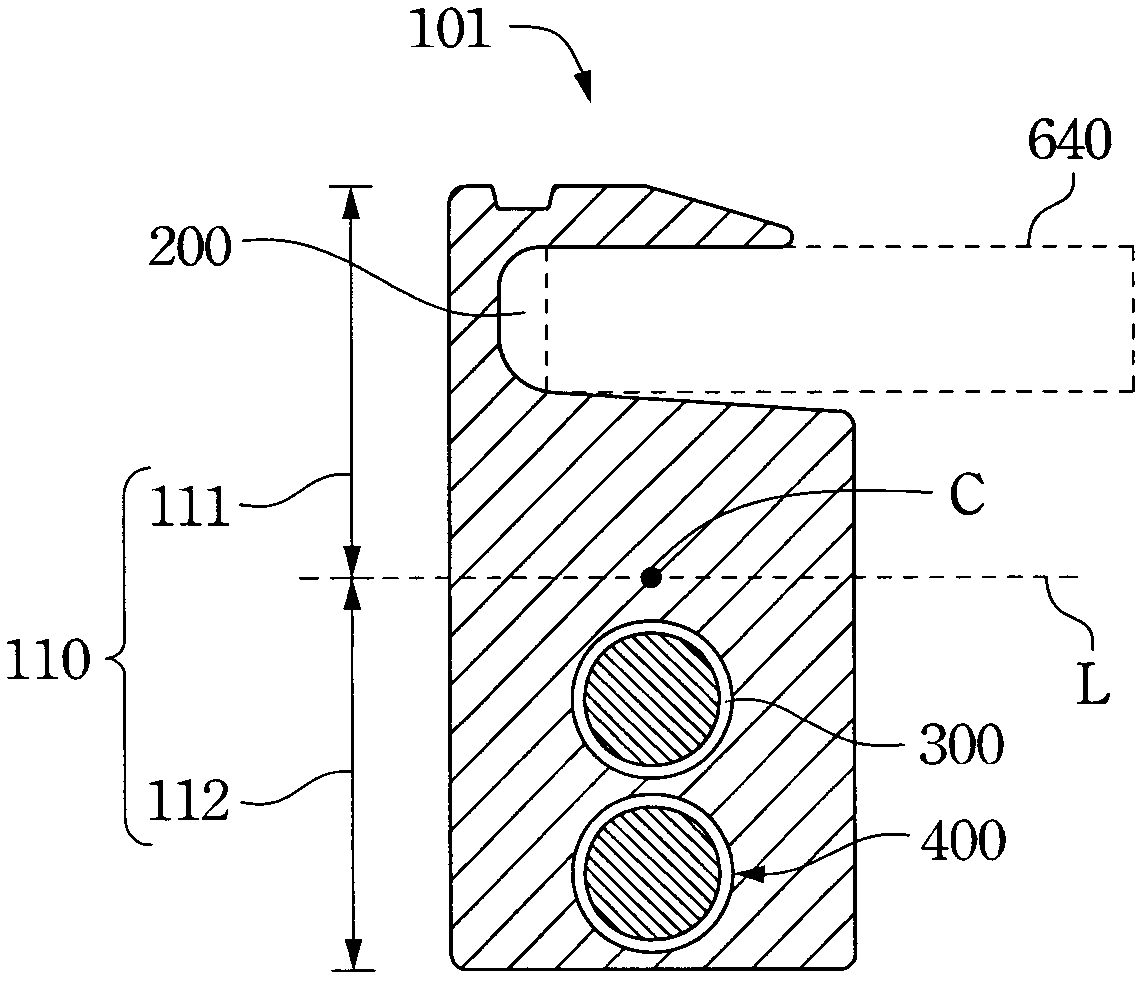 A photovoltaic array system, a photovoltaic device of the same, and a side frame member of the photovoltaic device