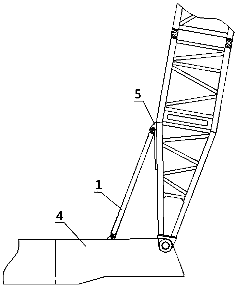 Dynamic compactor and back-tilting prevention device and back-tilting prevention system thereof