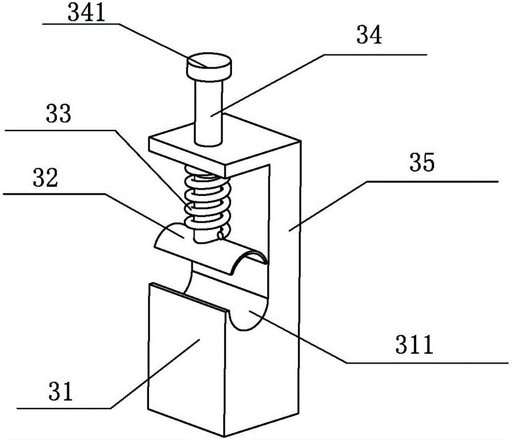 Auxiliary device used for assembling steel stranded leading wire and wire clamp