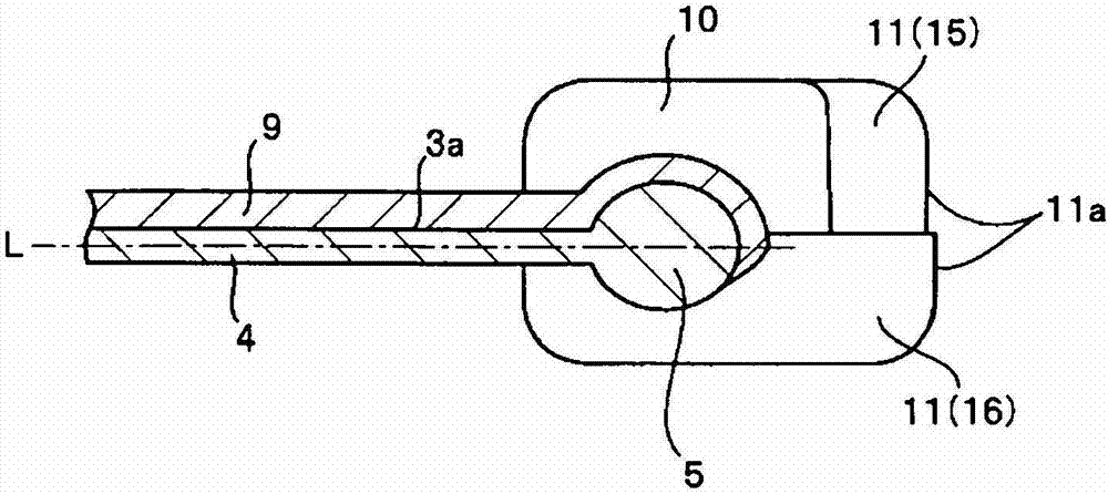 Slide fastener and manufacturing method of slide fastener