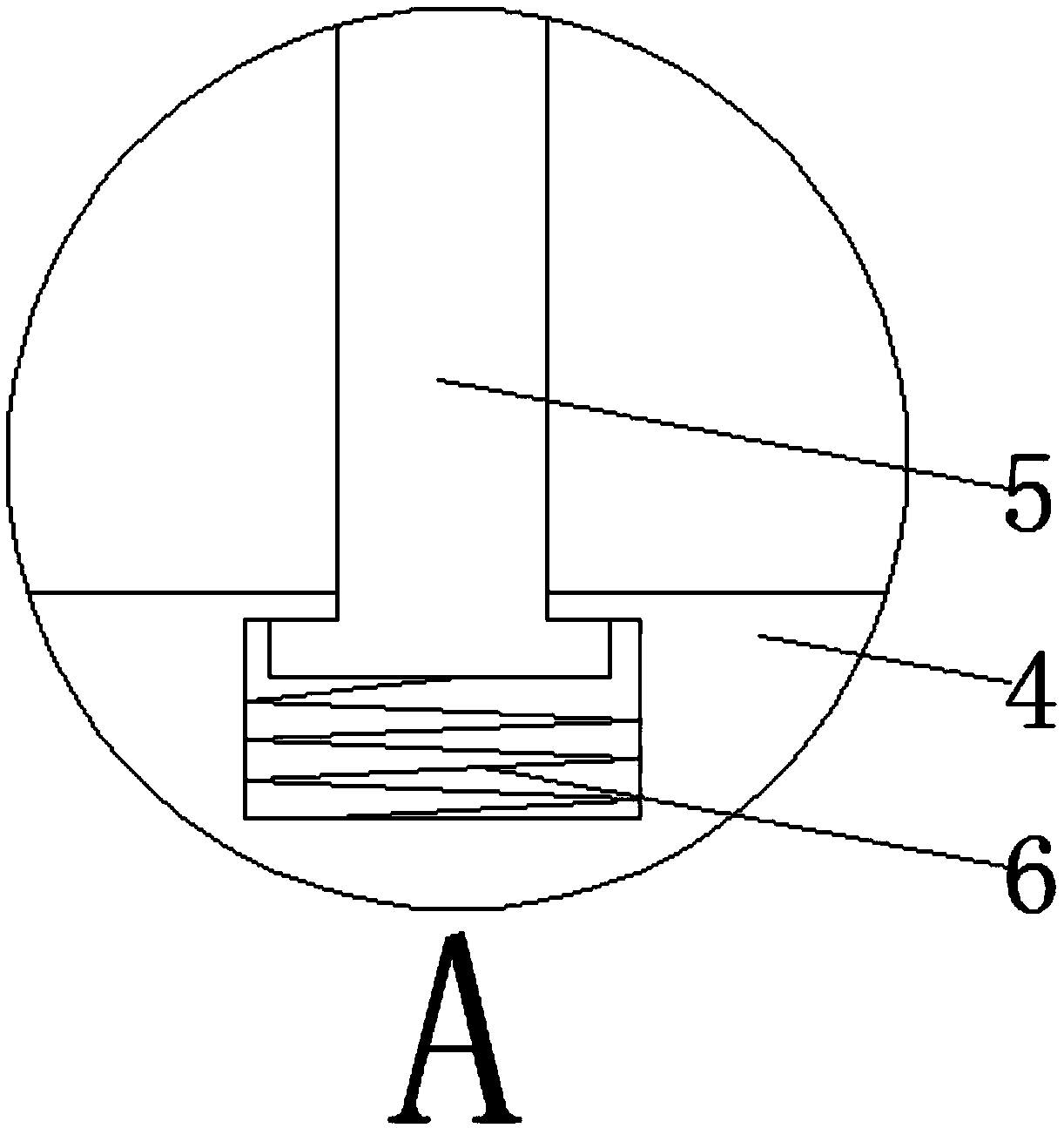 Simple plastic crushing device