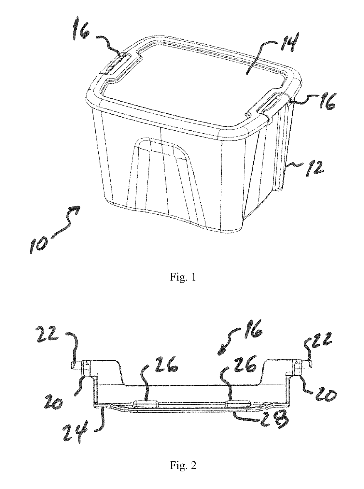 Storage tote with latching handle