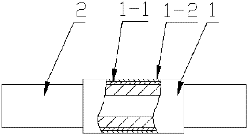 Straight rubber hose with hot melt adhesive sheath and preparation method for straight rubber hose