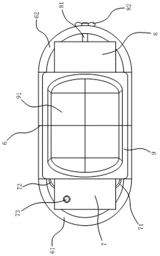 Storage structure for lifesaving device of ship