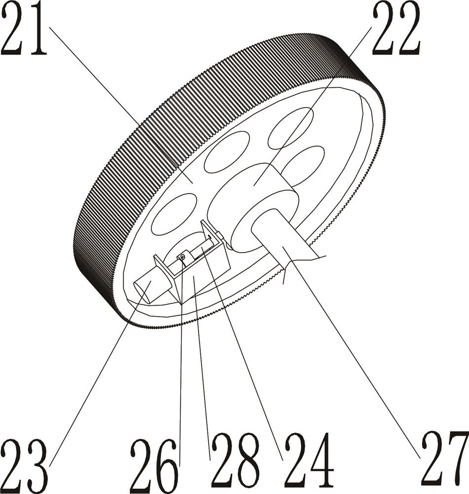 Punching machine with automatic energy storage device