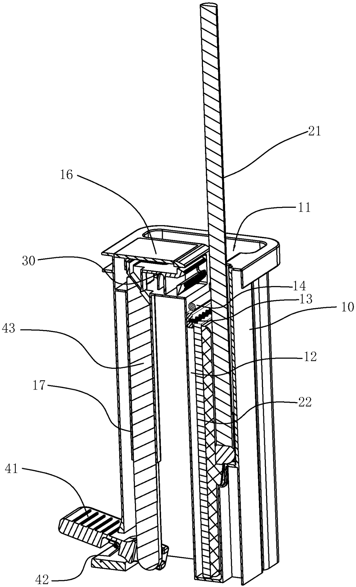 Water squeezing device for flat mop