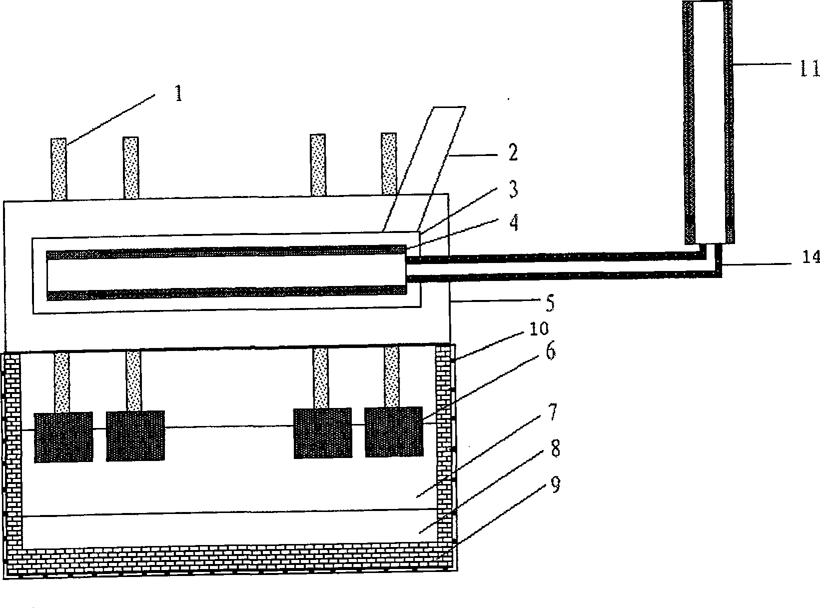 Method and device for reclaiming residual heat emitted by aluminum electrolysis bath