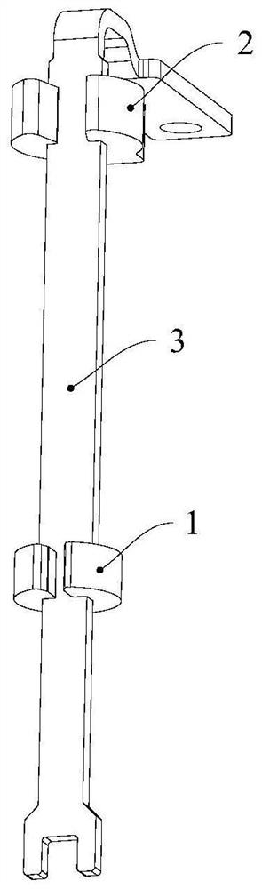 Multiple part synchronous assembling method and clamp and automatic assembling device thereof