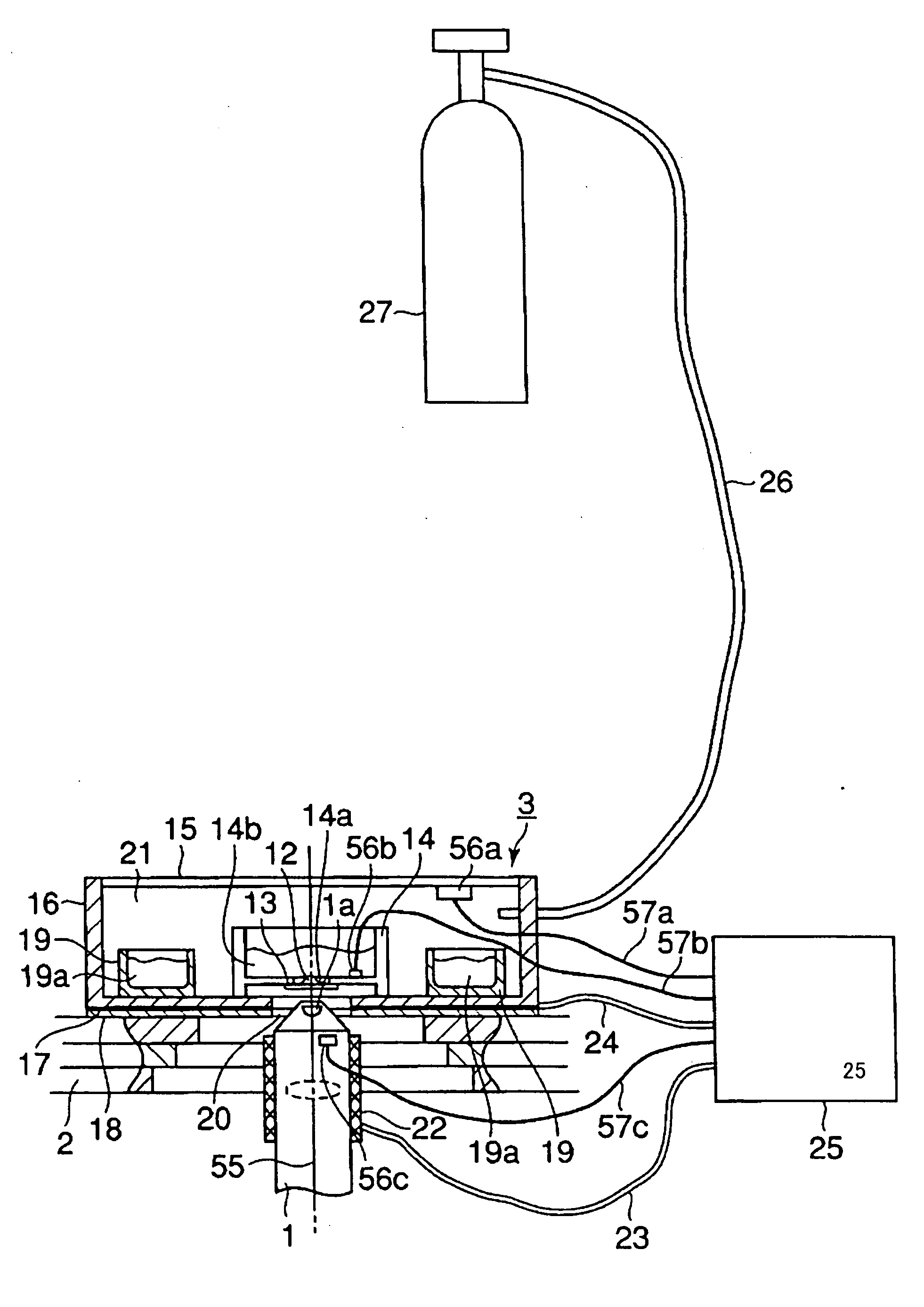 Microscope and method of preventing dew condensation on objective lens