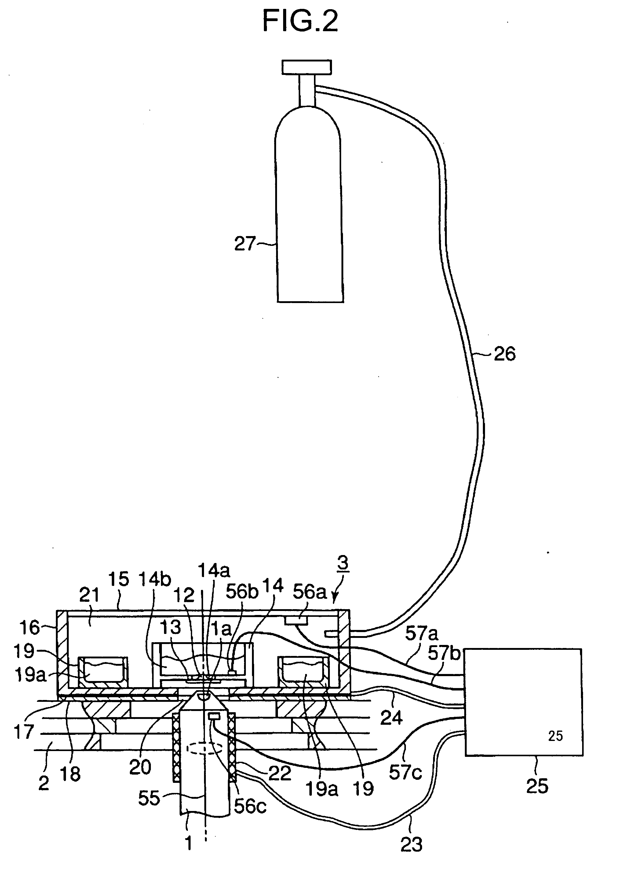 Microscope and method of preventing dew condensation on objective lens