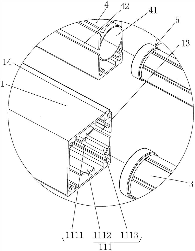 Magnetic transmission manual driving device used for shutter with built-in hollow glass