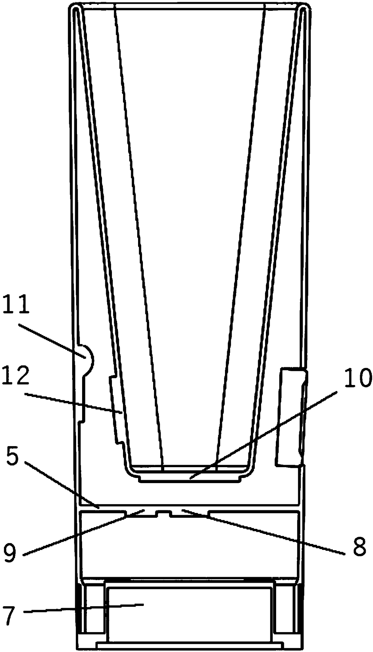 An intelligent temperature control cup combined with room temperature