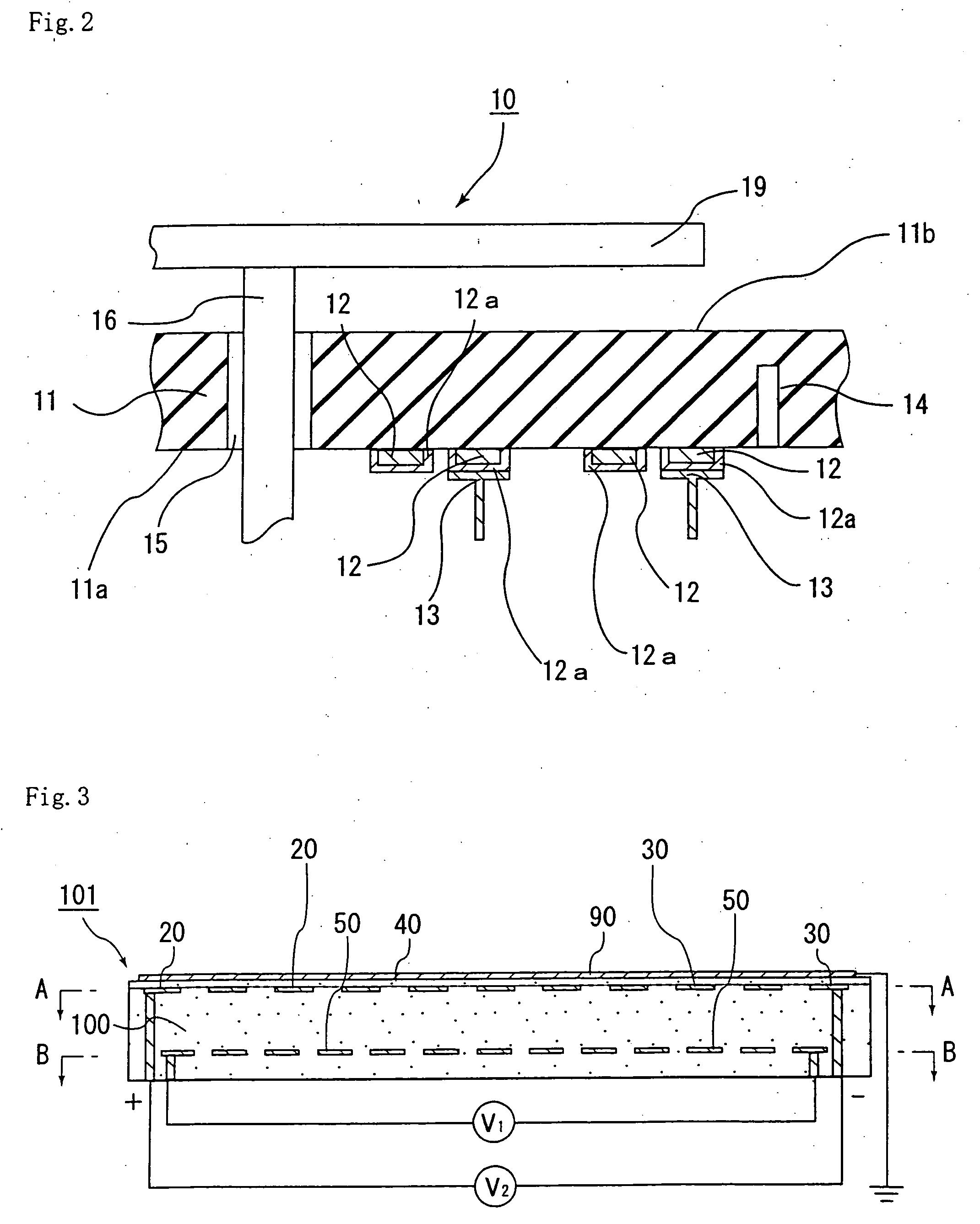 Ceramic plate for a semiconductor producing/examining device