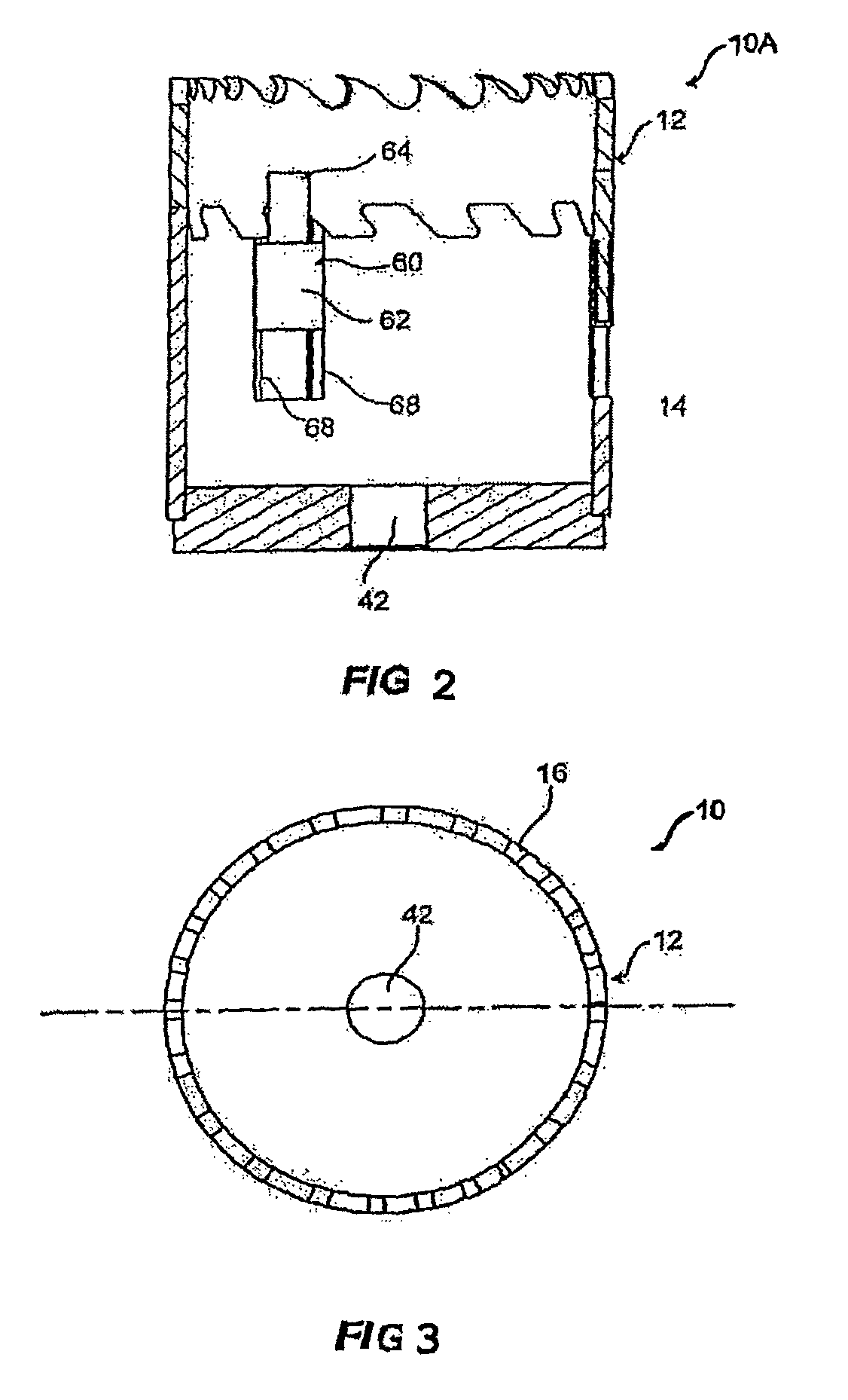 Hole saw with interchangeable cutting blades