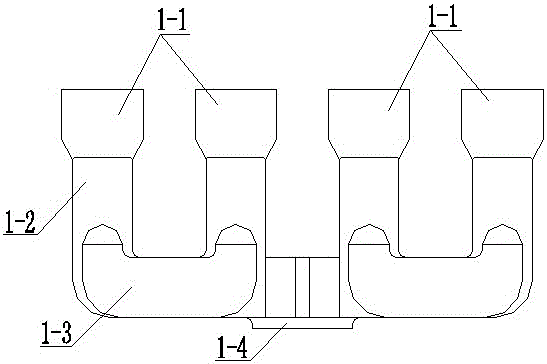 The method of lost foam casting anode steel claw and the white mold of anode steel claw formed