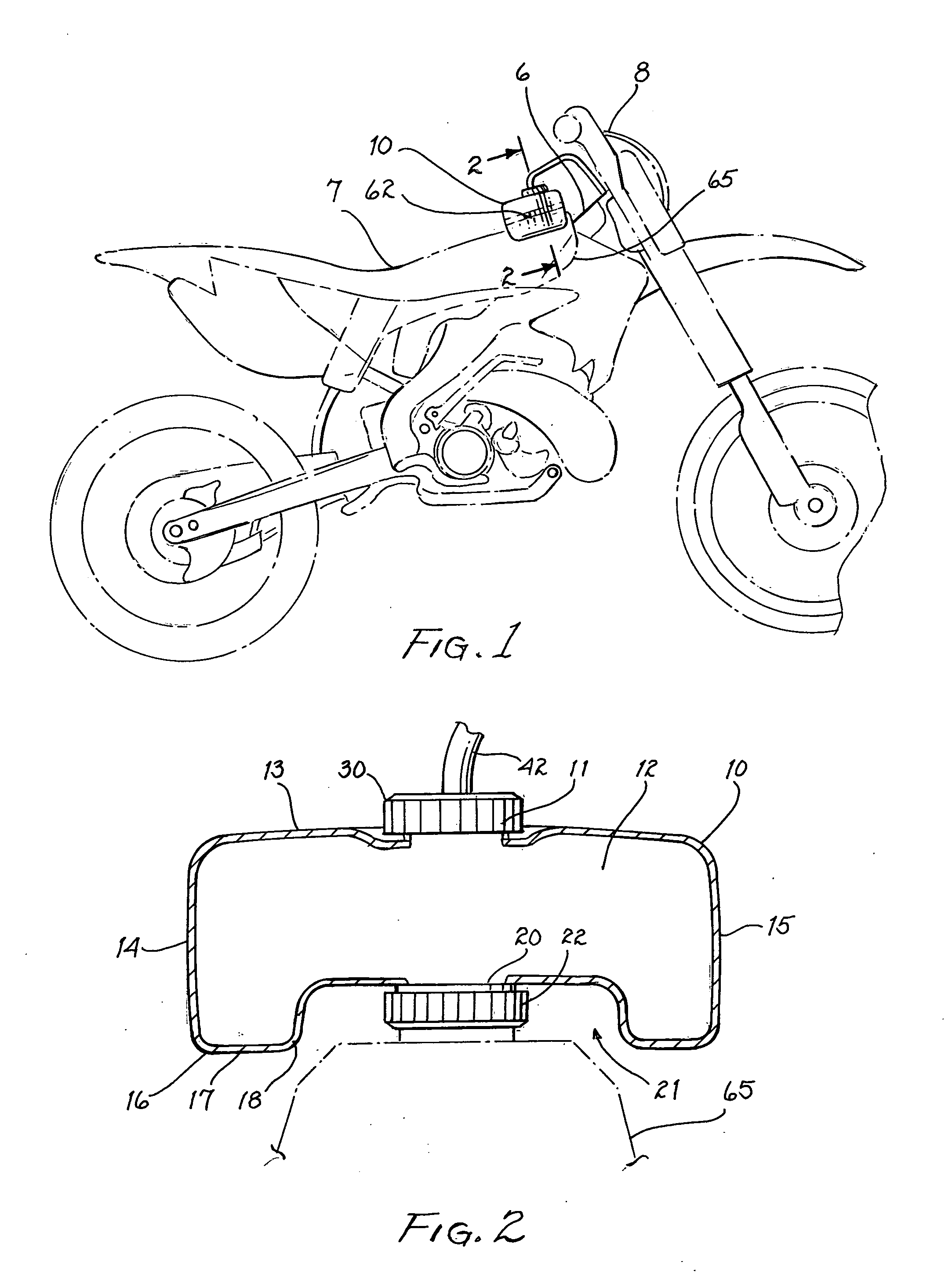 Removable auxiliary area fuel tank for motorcycles