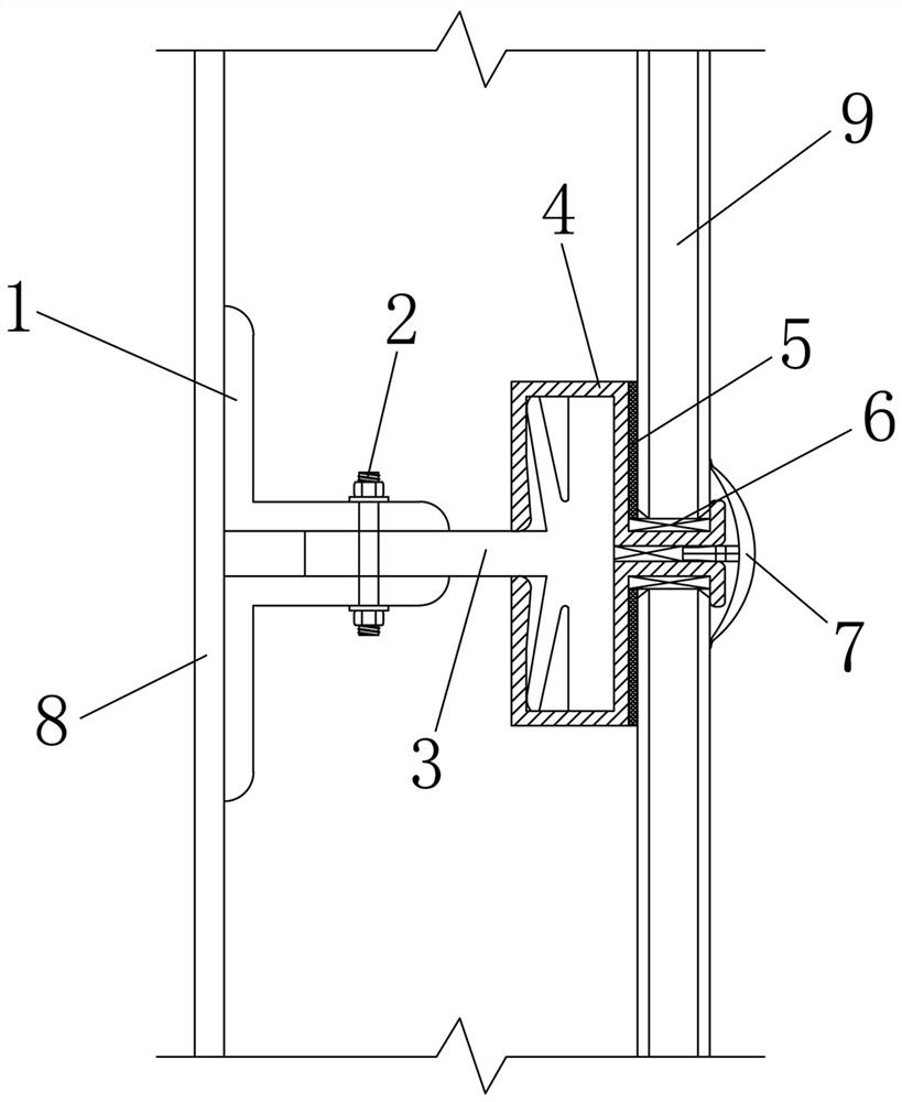 A hanging buckle type cylinder glass installation structure and using method