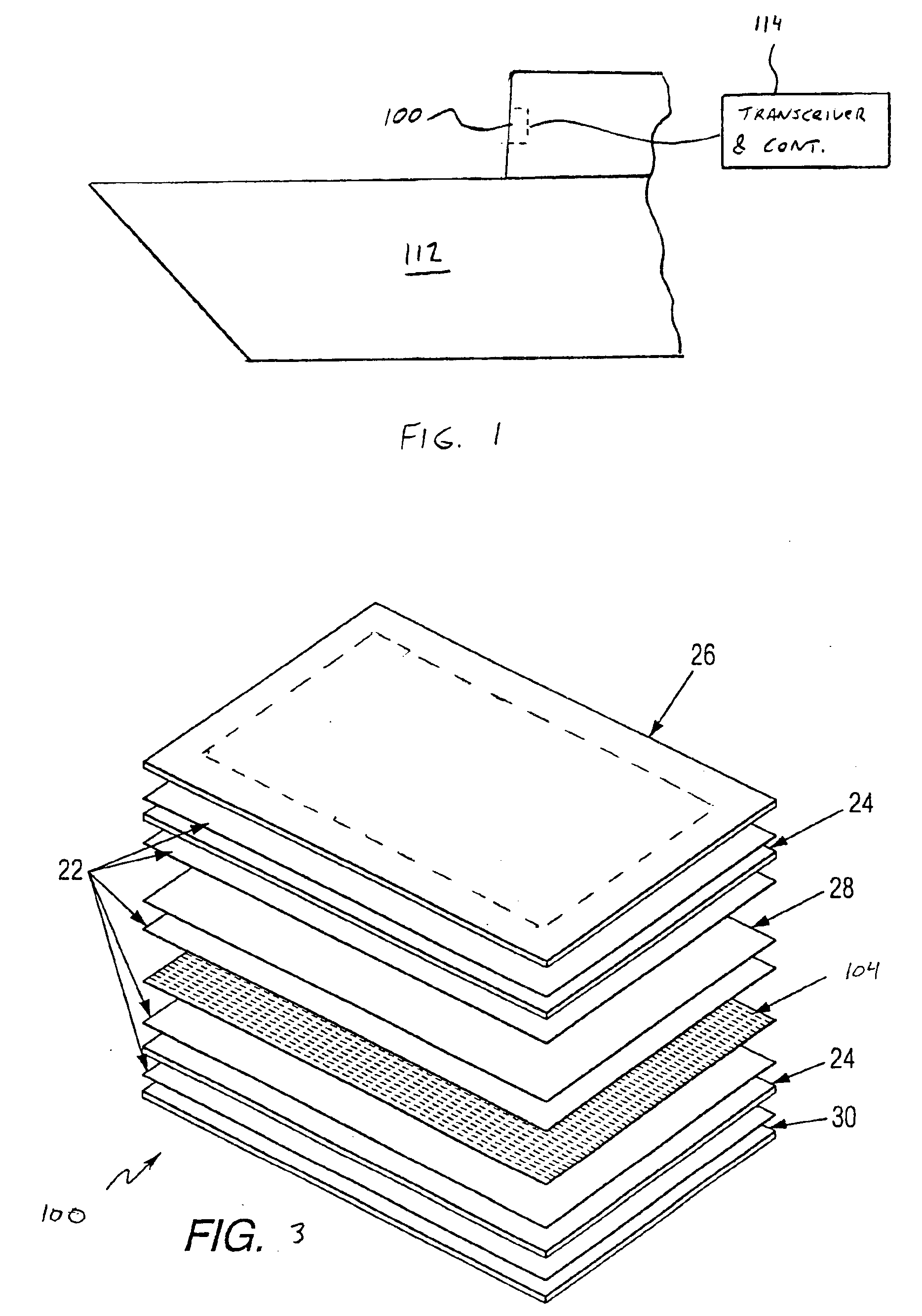 Phased array antenna with edge elements and associated methods