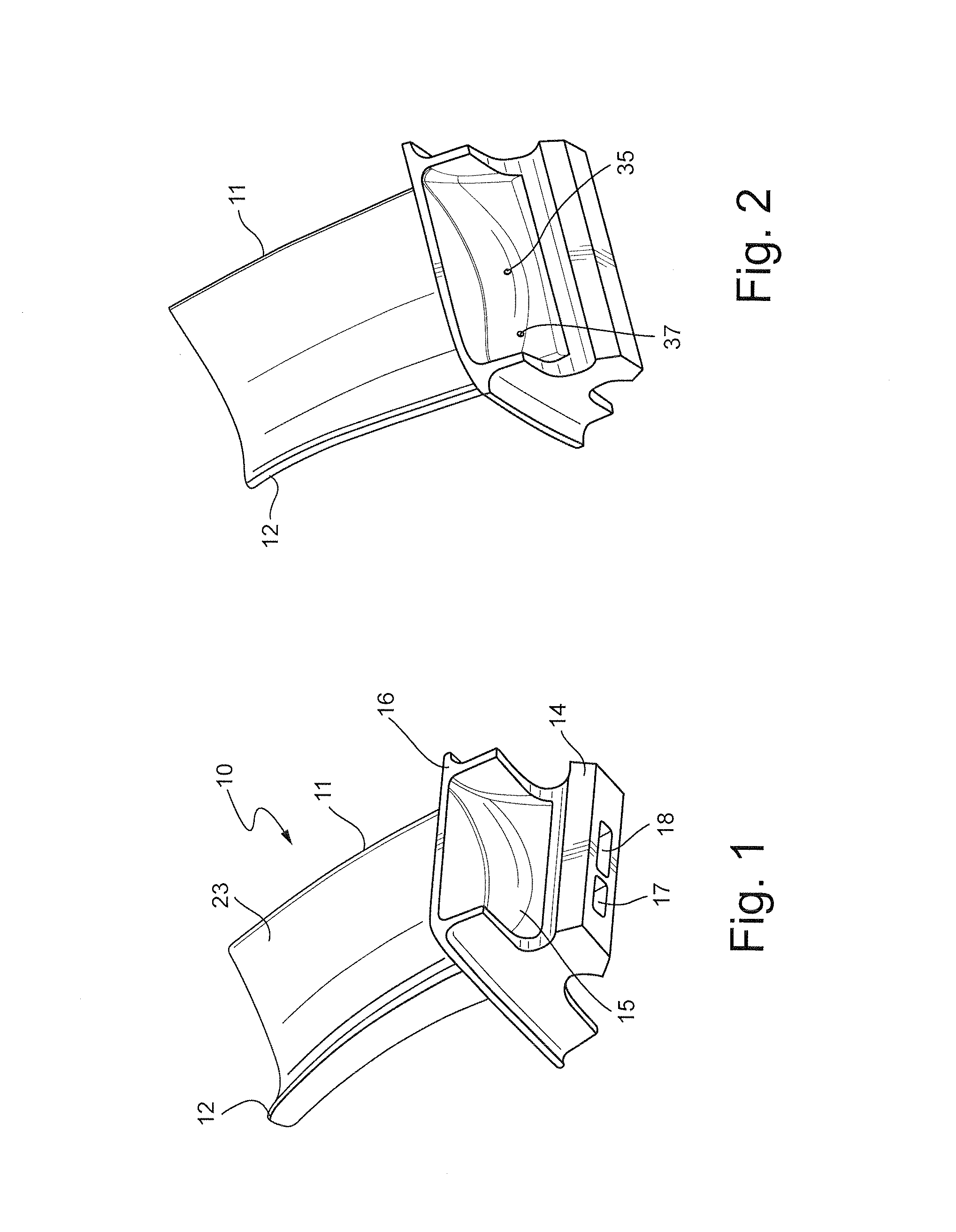 Cmc blade with pressurized internal cavity for erosion control