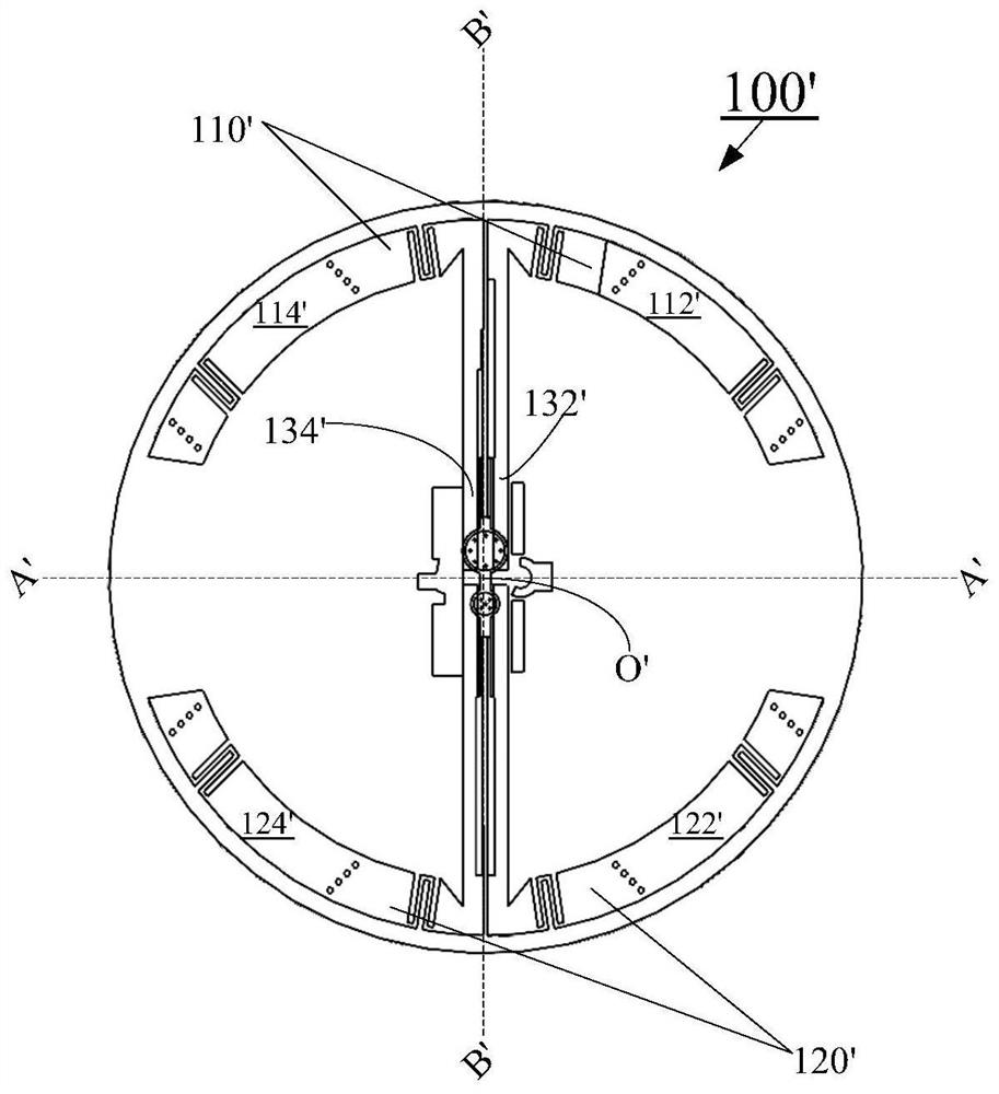 Radiating element for antenna and antenna comprising same