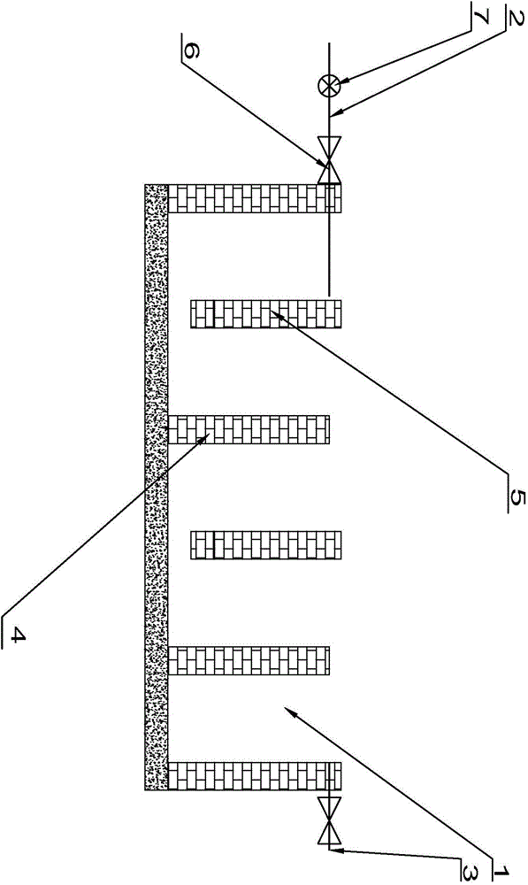 Vertical mixed flow type constructed wetland structure