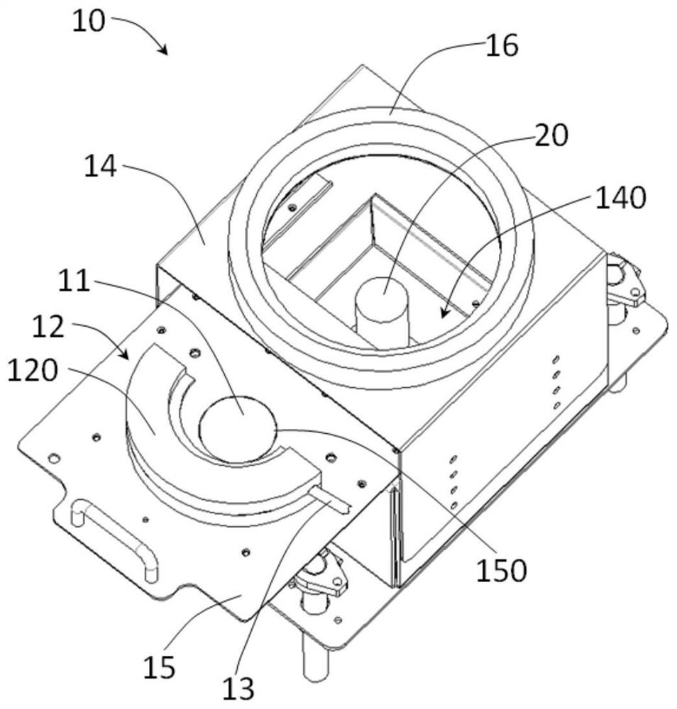 Lens protection device and lens protection method