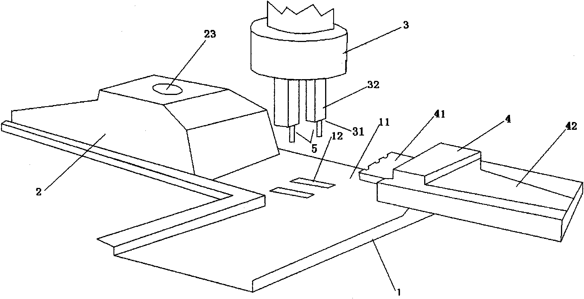 Automatic carbon brush forming machine capable of improving uniformity of structures of carbon brushes